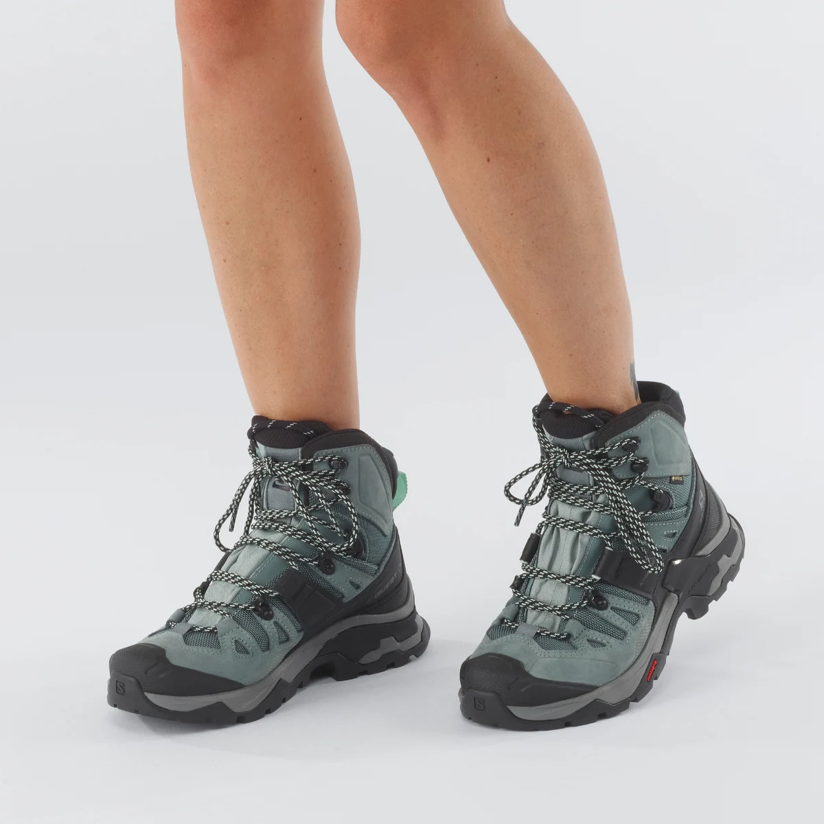 נעלי הליכה סלומון קווסט 4D גורטקס נ' Salomon Quest 4D GTX W's